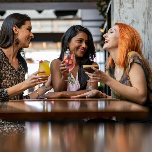 Borrelen met vriendinnen - Pindarotsje